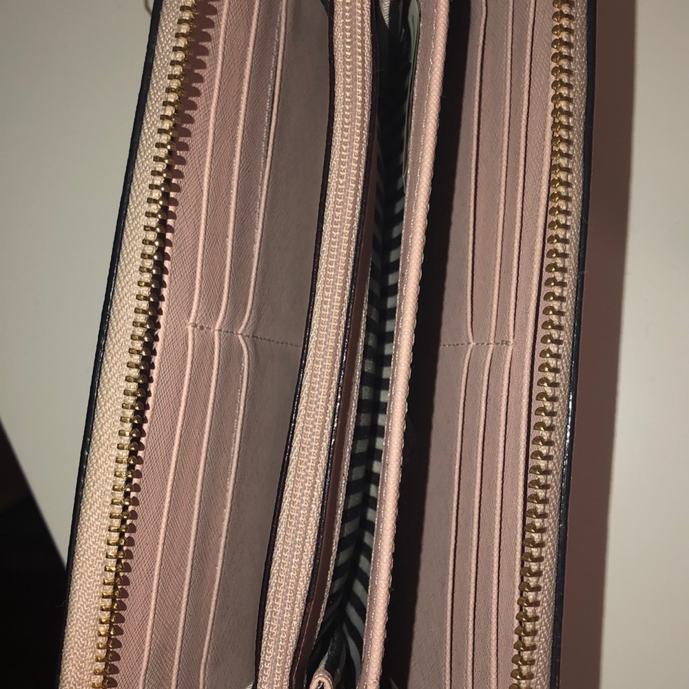 Wallet - Picture 2 of 2